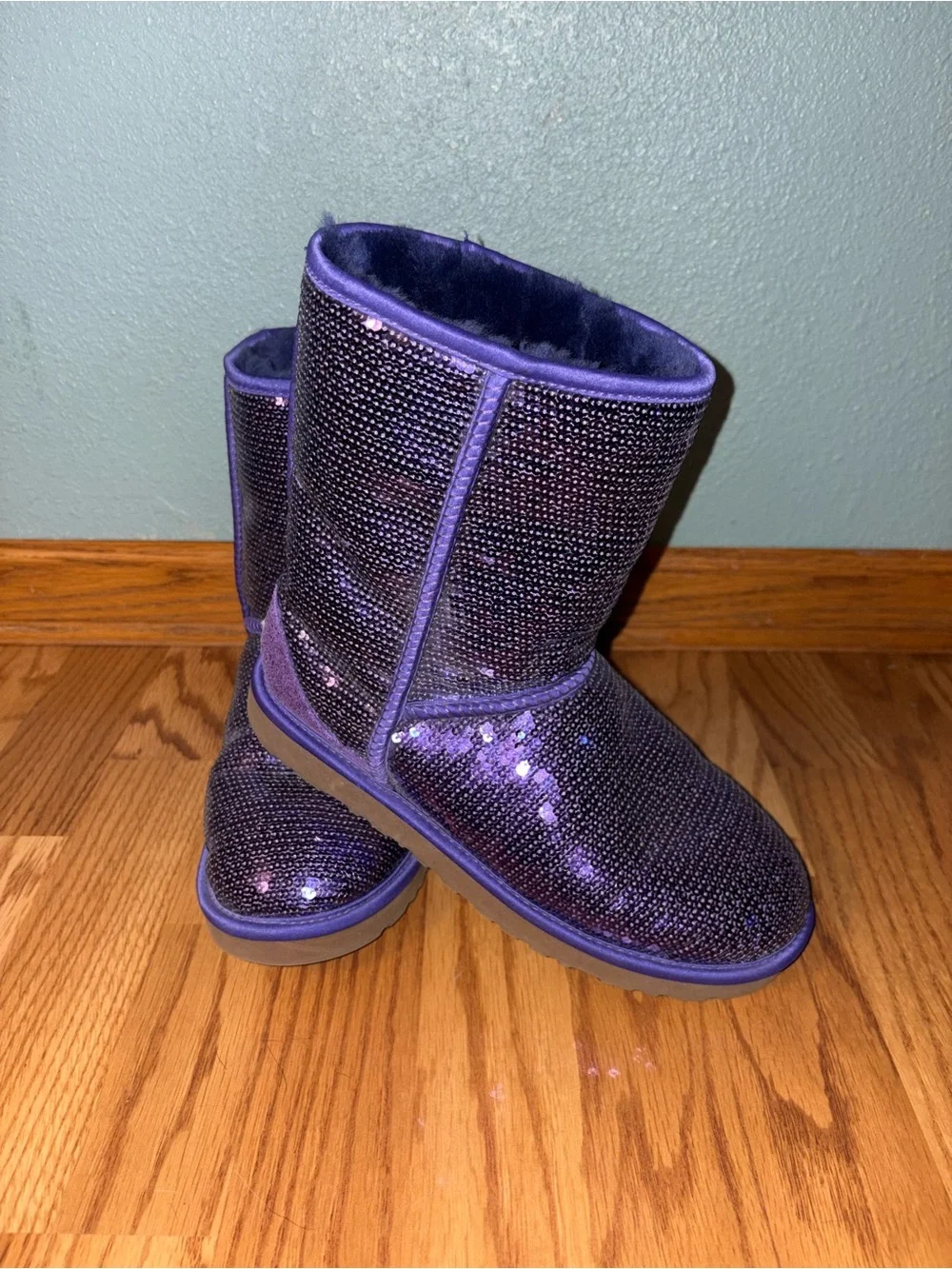 UGG sparkling sequin